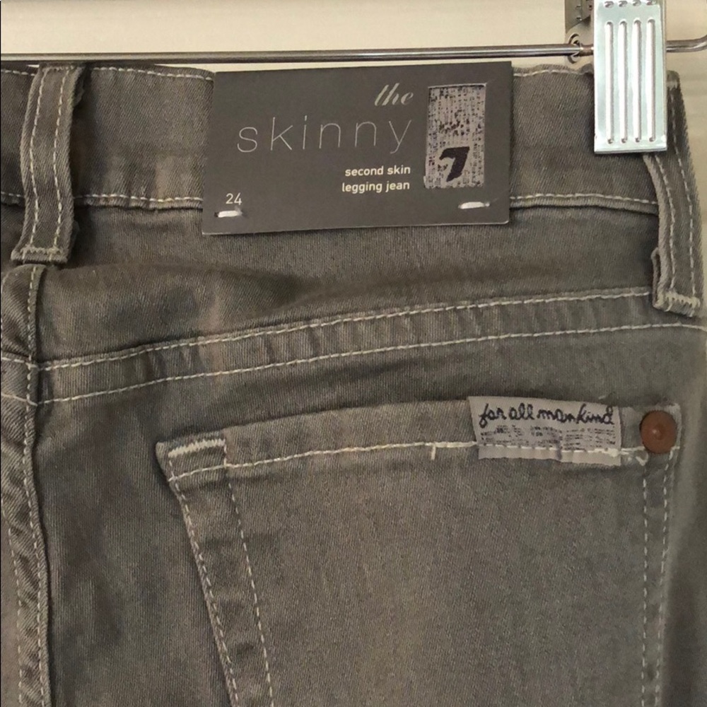 7 For All Mankind women’s size 24